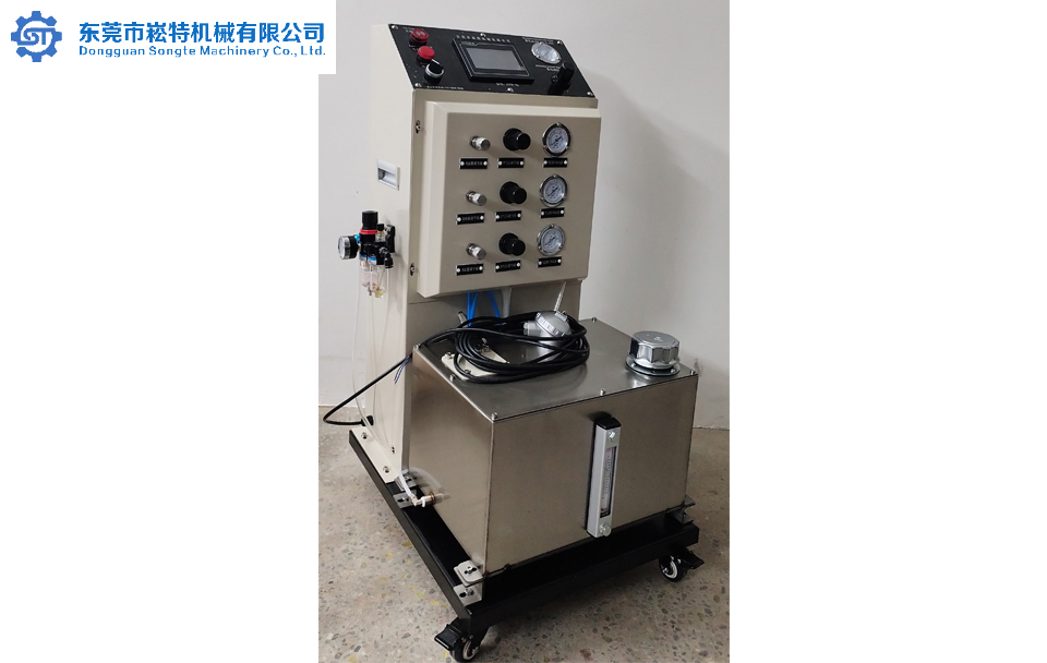 冲压自动喷油装置