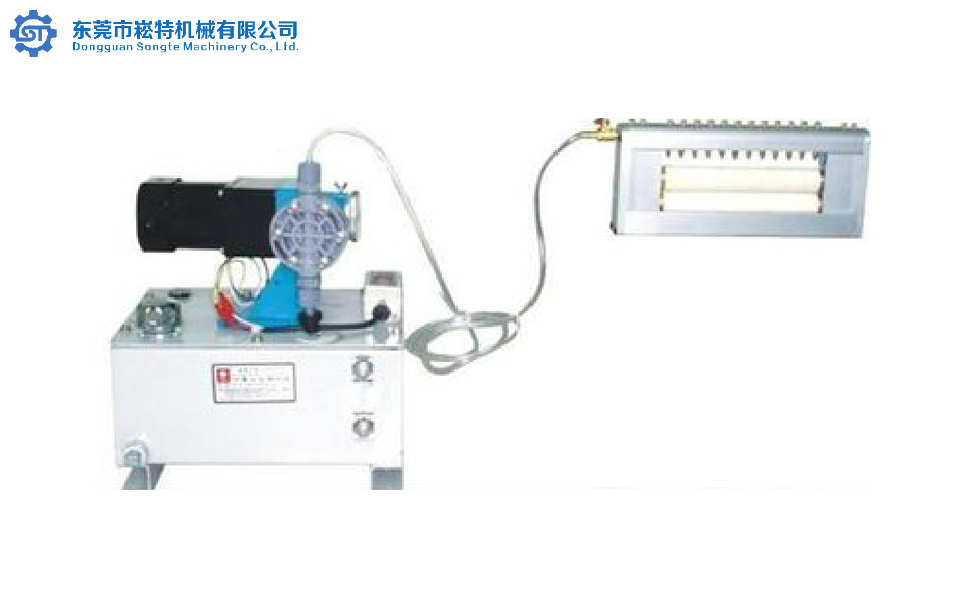 冲压双面材料自动给油装置